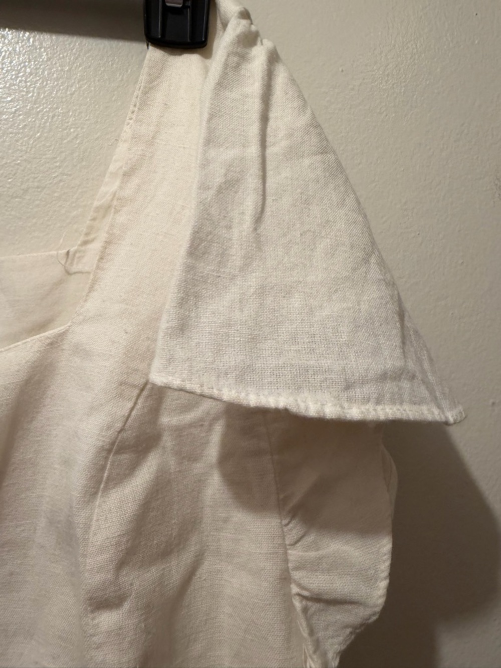 Zara Cream Button-Front Ruffle Sleeve Crop Top - Picture 4 of 10